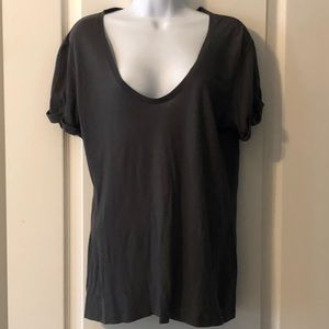 🔥Gray Gap Tee Size L🔥